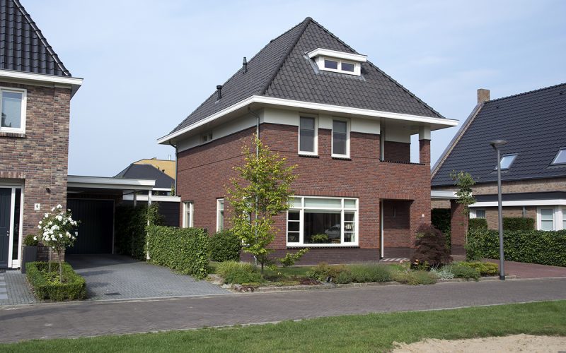 Vrijstaande woning in jaren-30 stijl